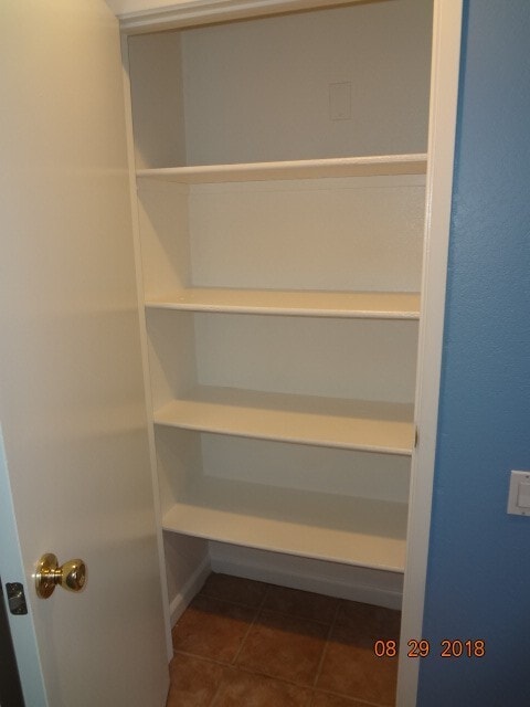 Building Photo - Beautiful 3 bedroom 2 1/2 bath Town-House Coming Soon!