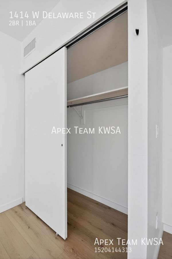 Building Photo - 1414 W Delaware St