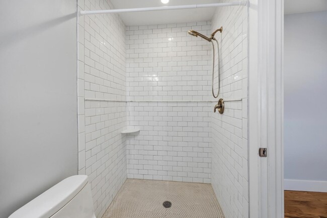 Building Photo - 57 Hanover St