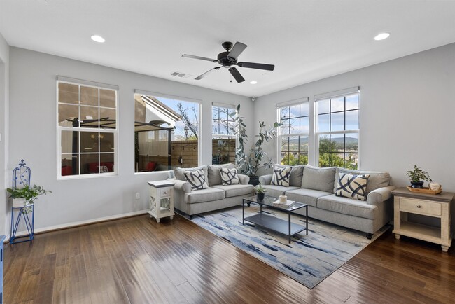 Building Photo - 28955 Buena Vista Ct