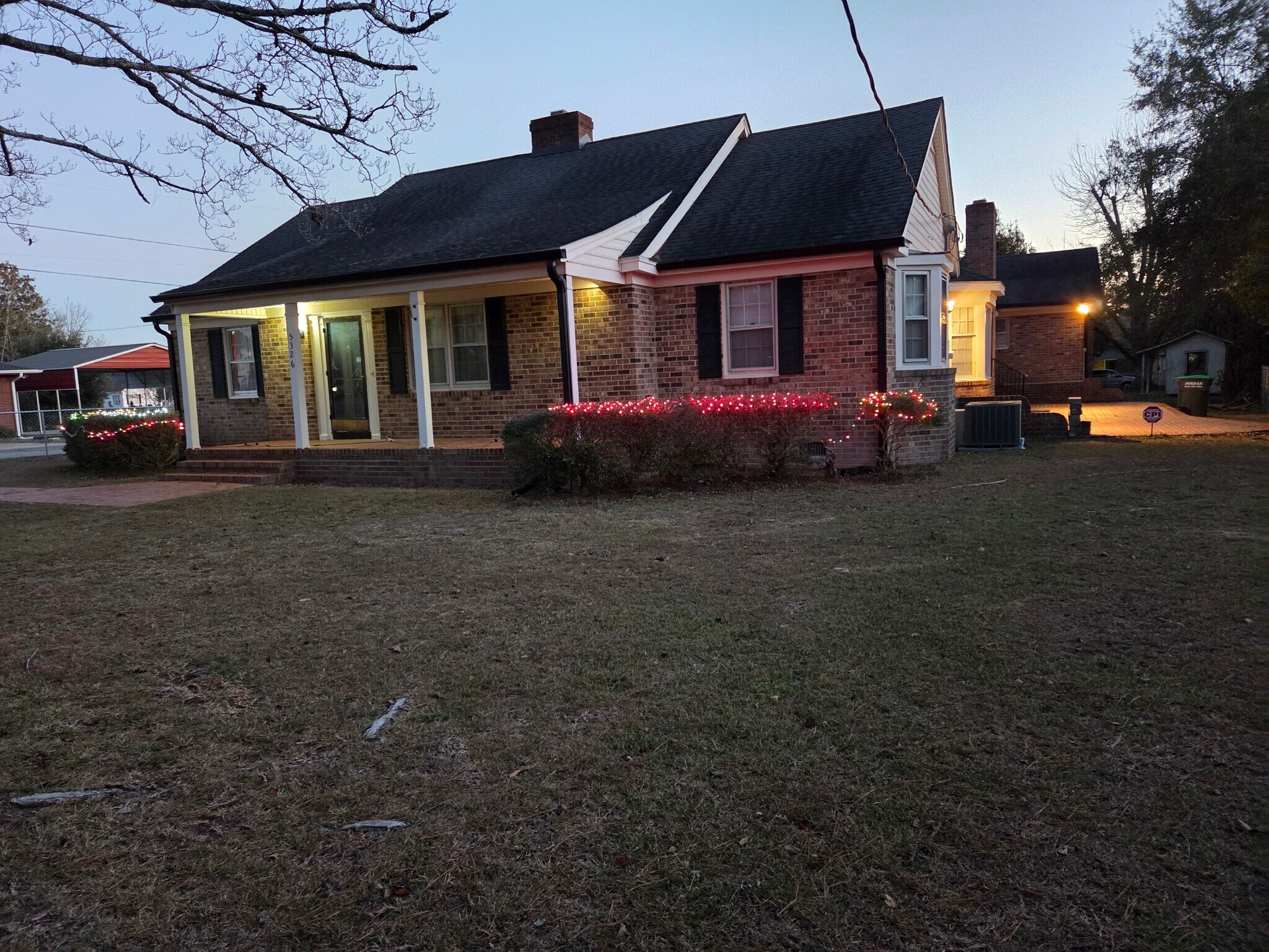 Building Photo - 5326 Main St