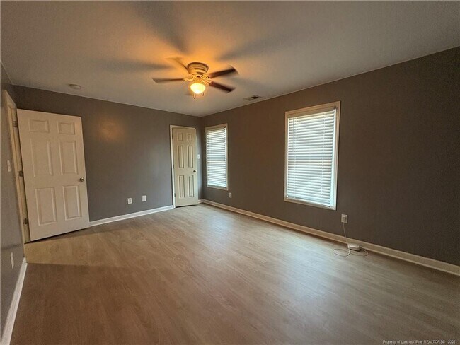 Building Photo - 1227 Chimney Swift Dr
