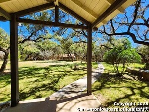 Building Photo - 9810 Park Dr