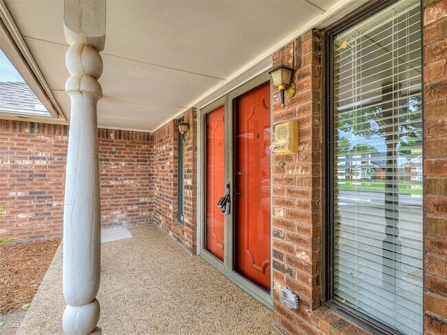 Building Photo - 12414 S Villa Ave