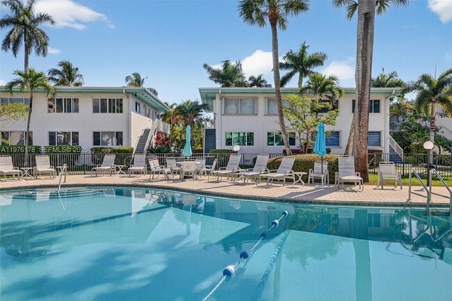 Building Photo - 180 Isle of Venice Dr