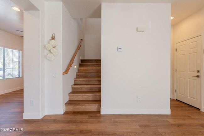 Building Photo - 26638 N Babbling Brook Dr