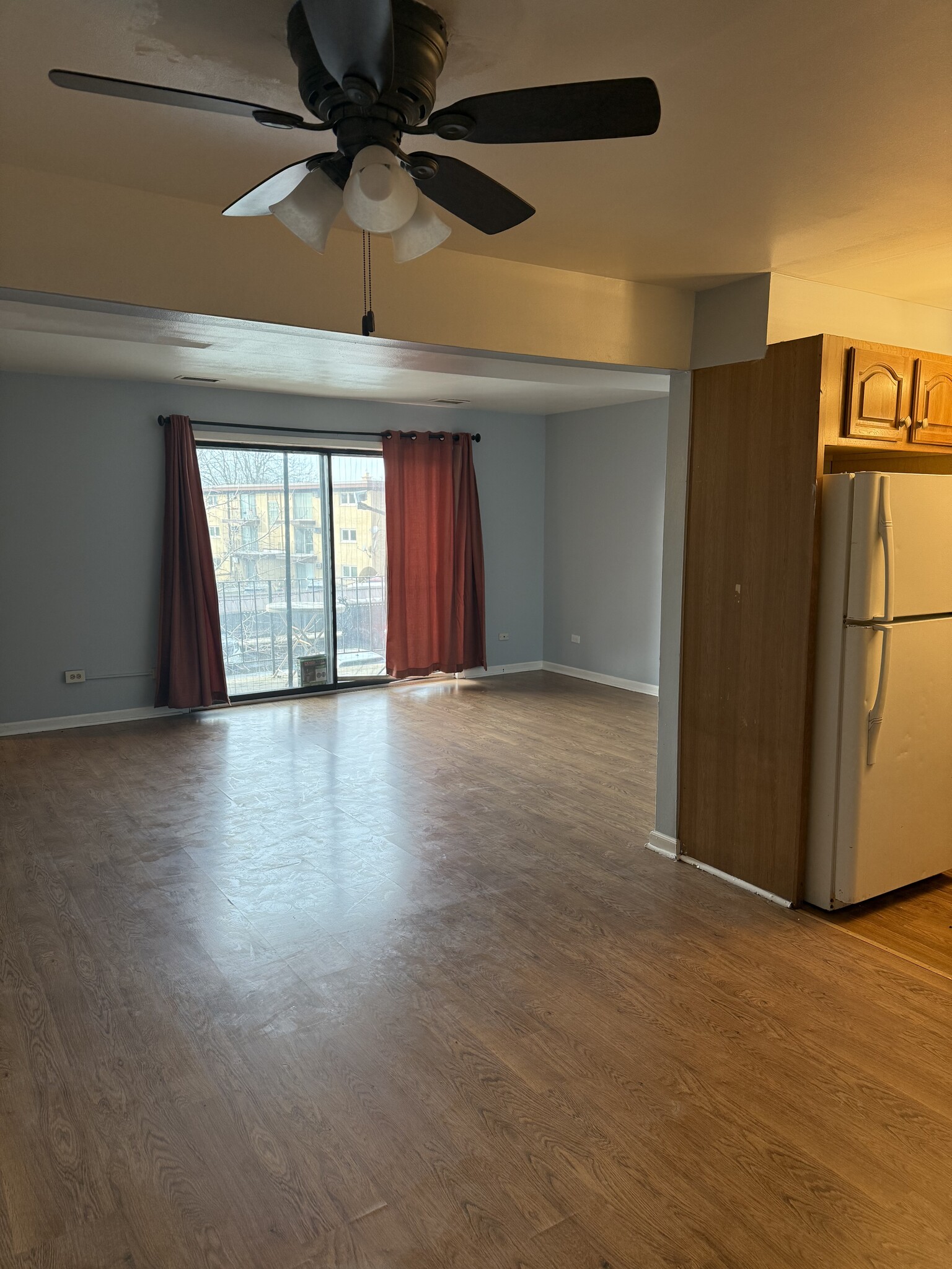 Building Photo - 11925 S Lawndale Ave