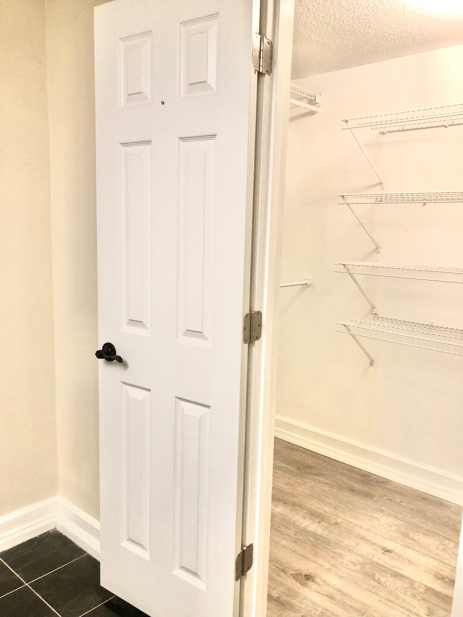 Building Photo - 1185 Johnson Rd