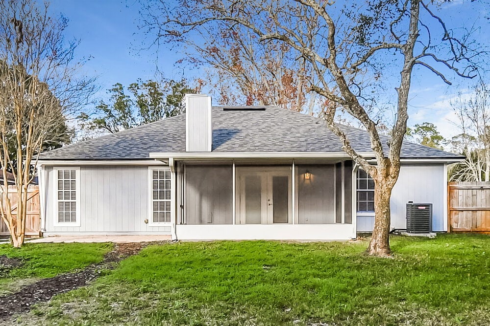 Building Photo - 11180 Barbizon Cir E