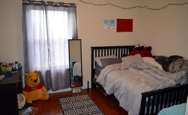 Building Photo - 19 Eastman St