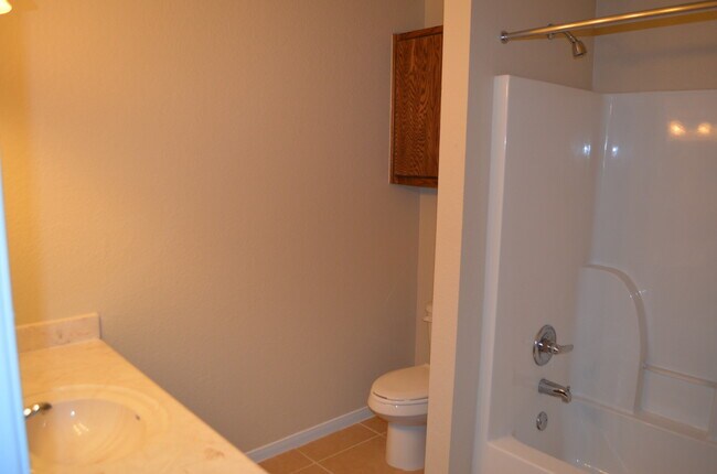 Building Photo - 2002Tru