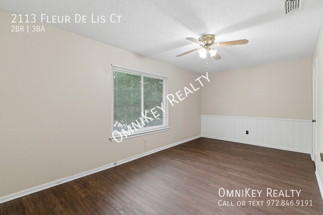 Building Photo - 2113 Fleur De Lis Ct