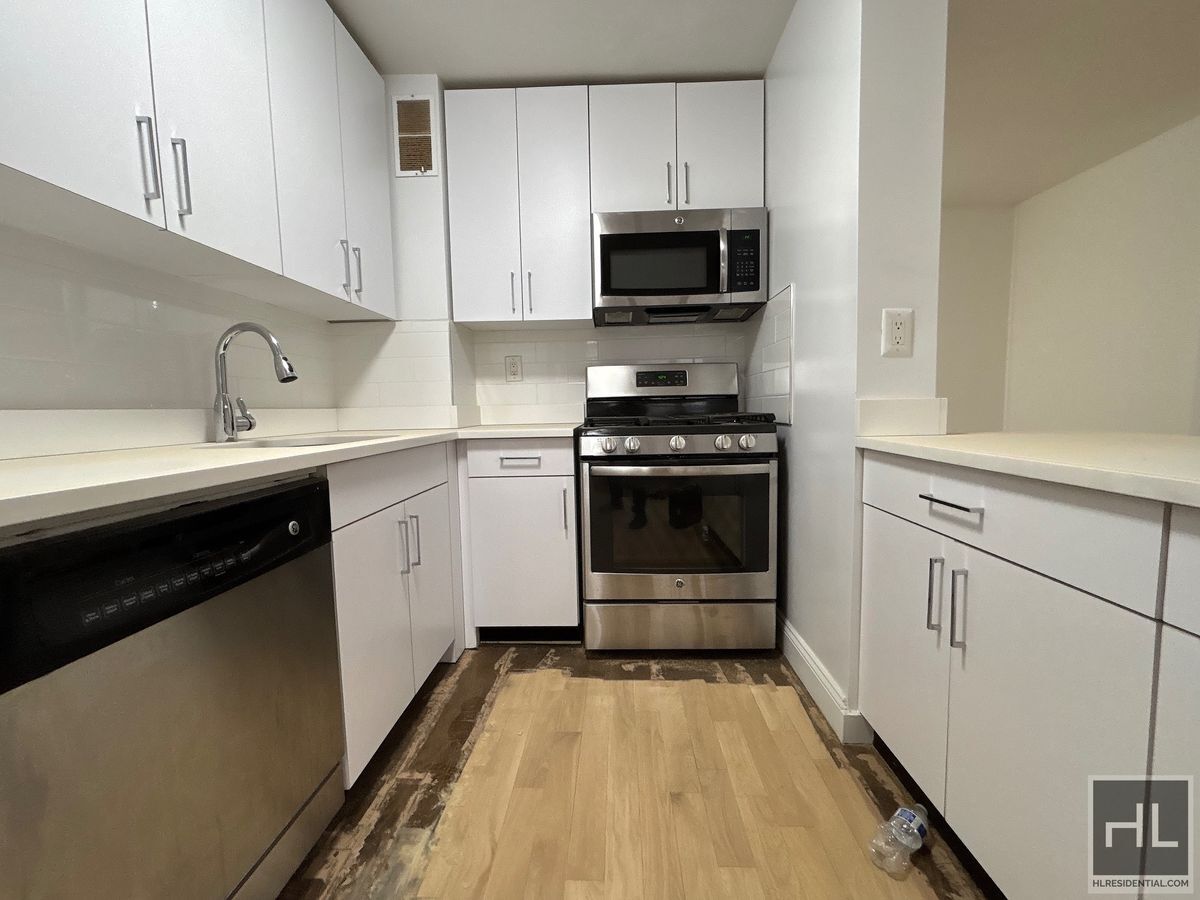 Building Photo - East 82nd Street