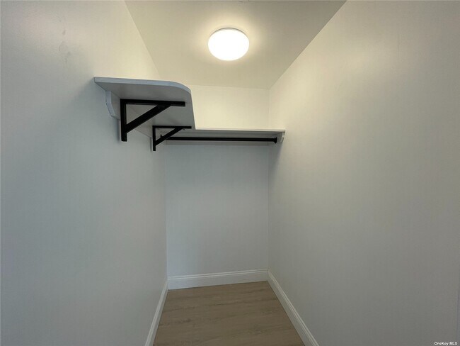 Building Photo - 6130-61156 156th St