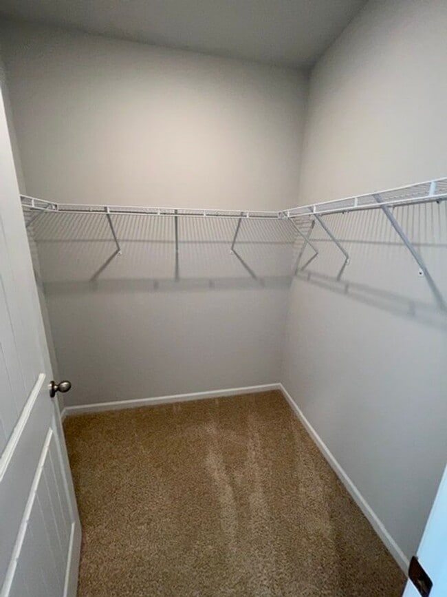 Building Photo - 3 Bed 2 Bath in Lebanon, Like New Home in Woodbridge Glen!