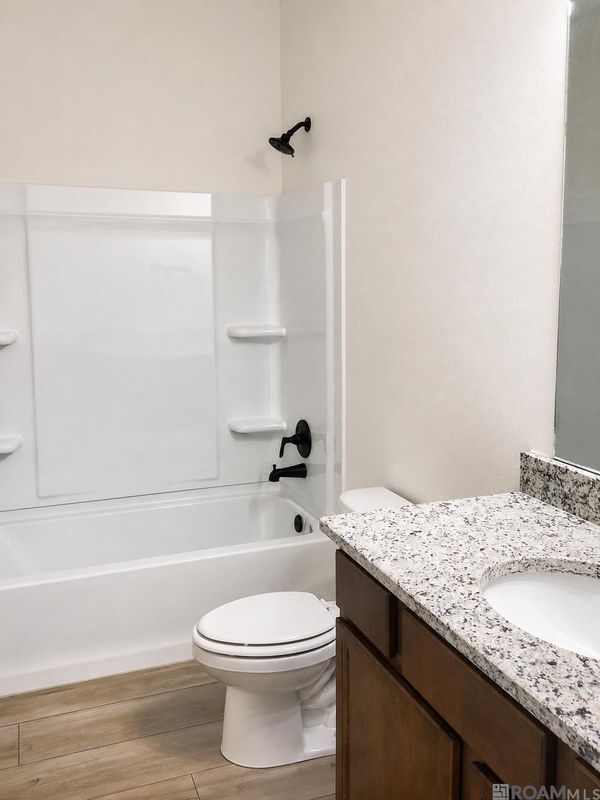 Building Photo - 23668 Sweetbriar Ct