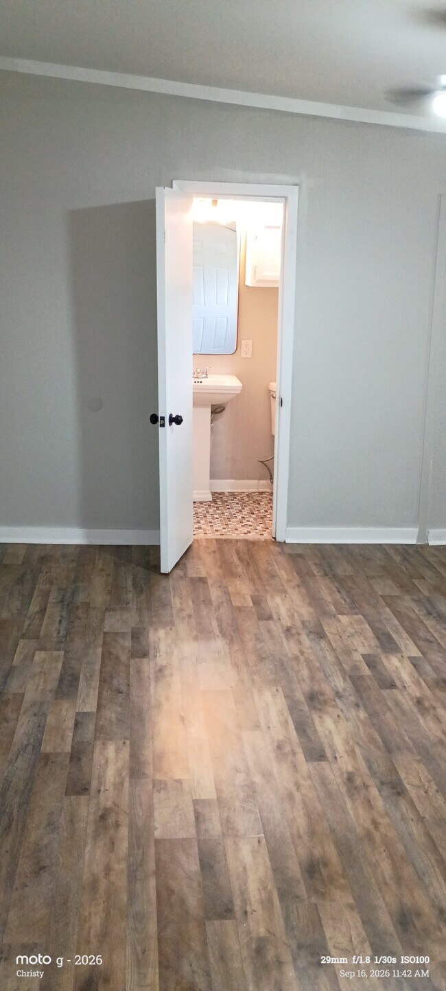 Building Photo - 3546 Southland Dr