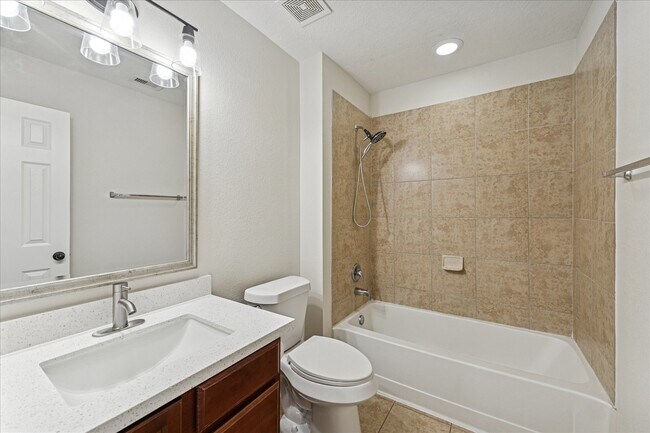 Building Photo - 16031 Heights Harvest Ln