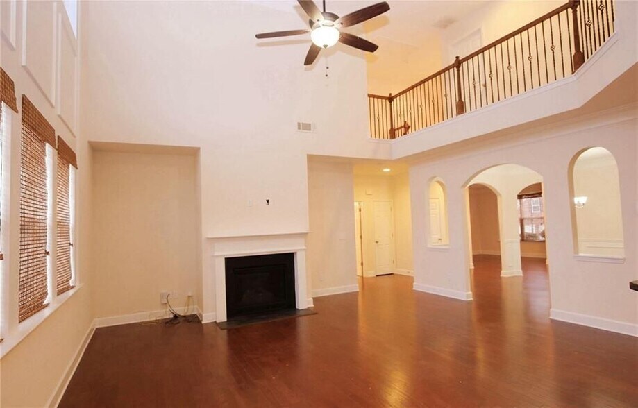 Building Photo - 2588 Cannon Farm Ln