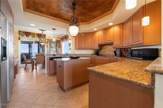 Building Photo - 4875 Pelican Colony Blvd