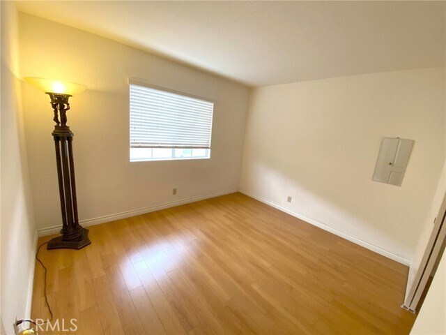 Building Photo - 2300 Maple Ave