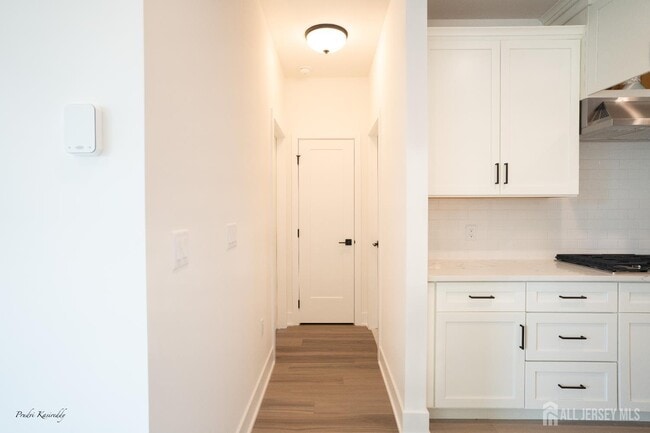 Building Photo - 85 Mustang Dr