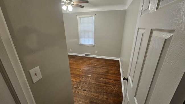 Building Photo - 3713 Gratiot Ave