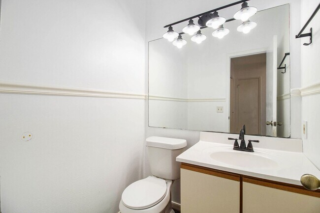 Building Photo - 2930 Williams Grant