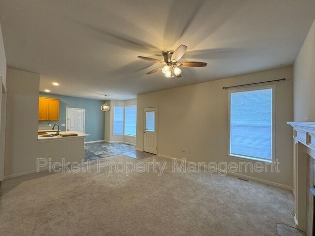 Building Photo - 1379 Amber Ct NE