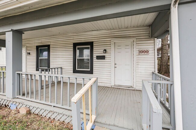 Building Photo - 1997-1999 W Broad St