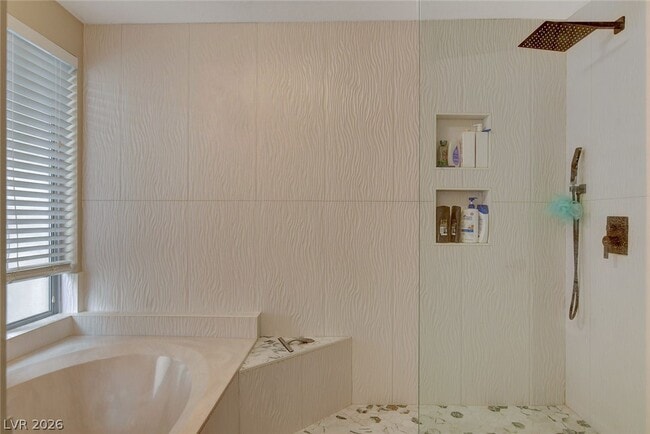 Building Photo - 2408 El Cortez Ave