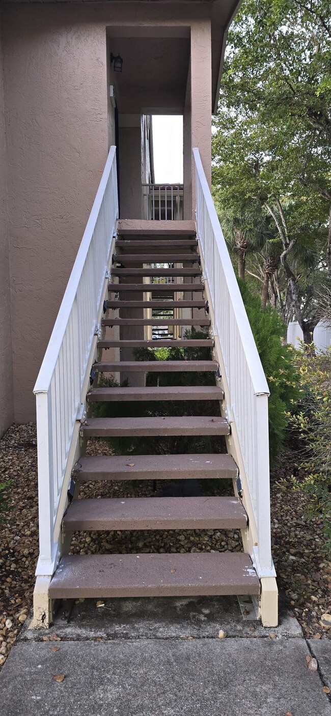 Stairway private entry - 10650 SW 157th Ct