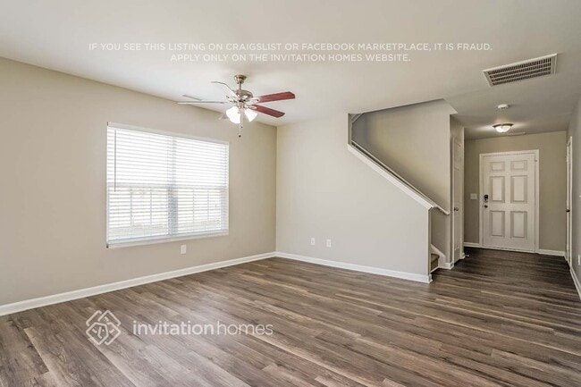 Building Photo - 325 Palmdale Ct