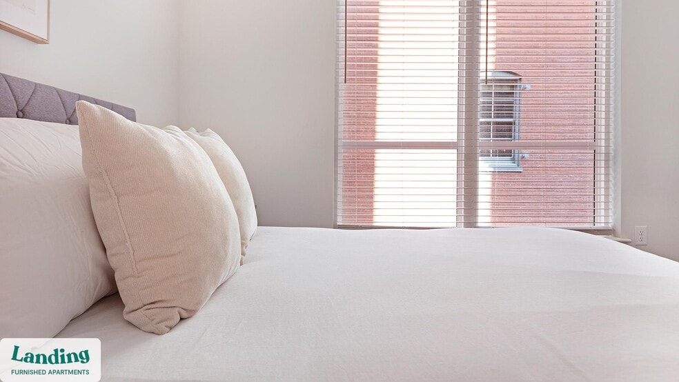 Building Photo - 1014 Spruce St