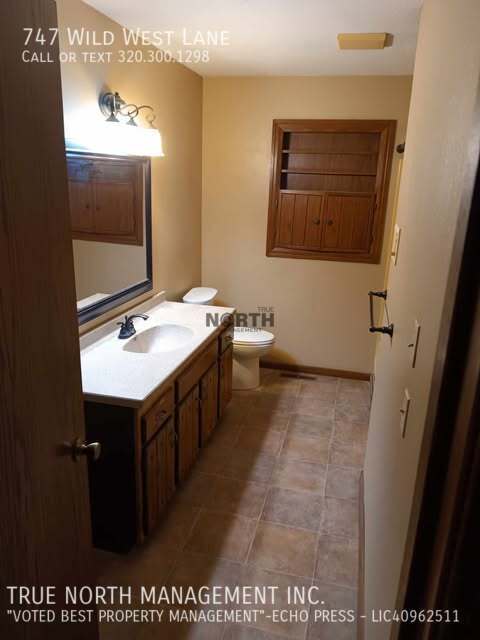 Building Photo - 747 Wild W Ln SW