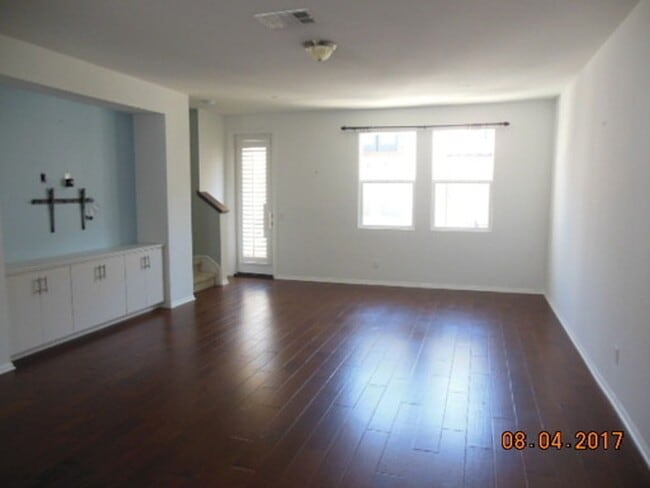 Building Photo - 1875 Black Mustard Ln
