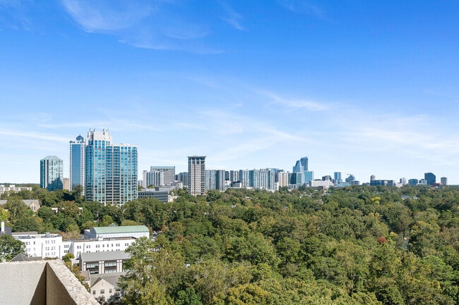 Building Photo - 2575 Peachtree Rd NE