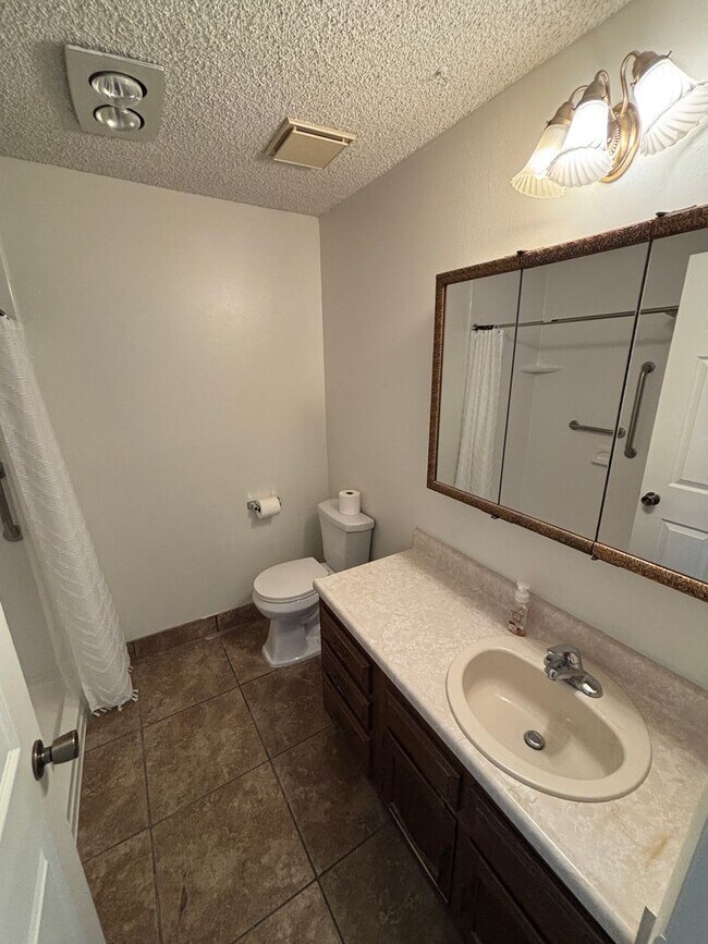 Building Photo - Nice Rambler home with a finished basement in desirable neighborhood