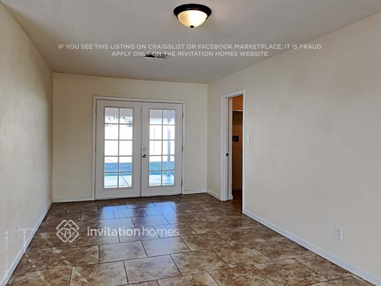 Building Photo - 20025 N 18th Dr