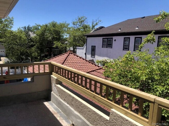 Building Photo - 307 National Blvd