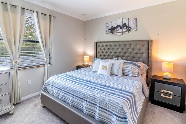 Building Photo - Available Pet Friendly Annual in Artesia!