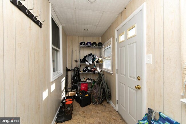 Building Photo - 8 Wynnewood Ave