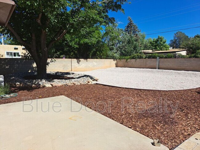 Building Photo - 3416 Parsifal St NE