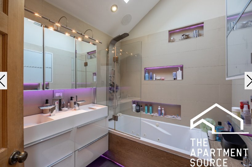 Building Photo - 1224 W Augusta Blvd