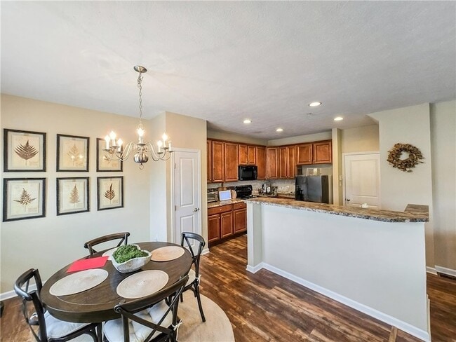 Building Photo - 813 Fairgate Drive