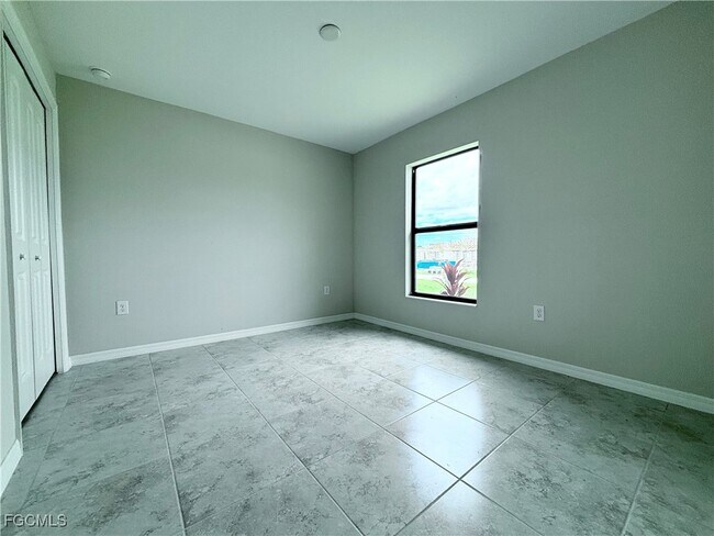 Building Photo - 2223 NW 8th Pl