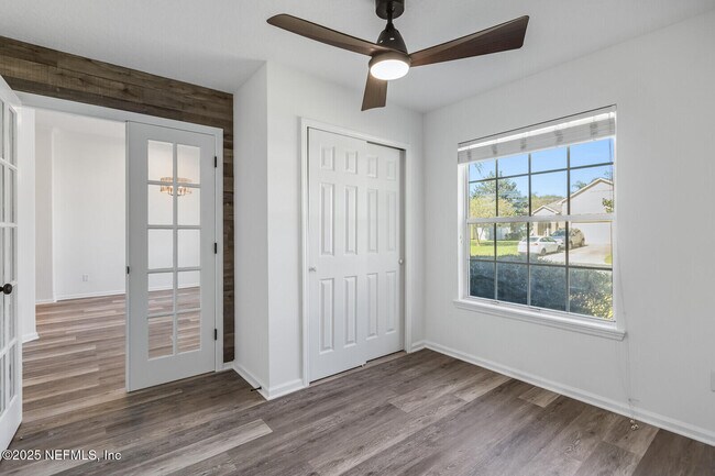 Building Photo - 737 Hazelmoor Ln