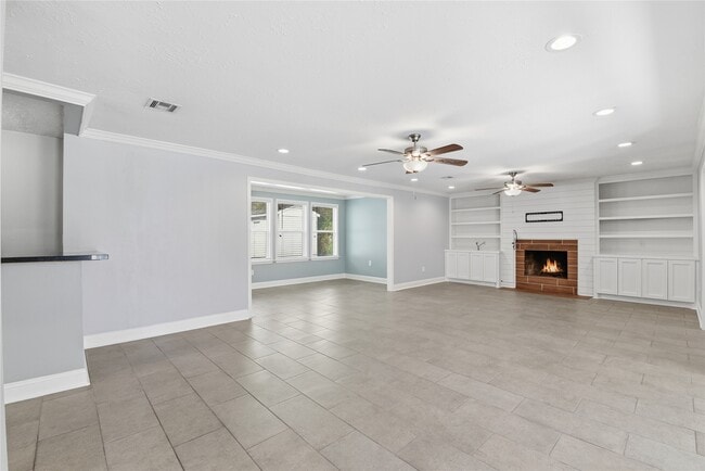 Building Photo - 1406 Grand Valley Dr