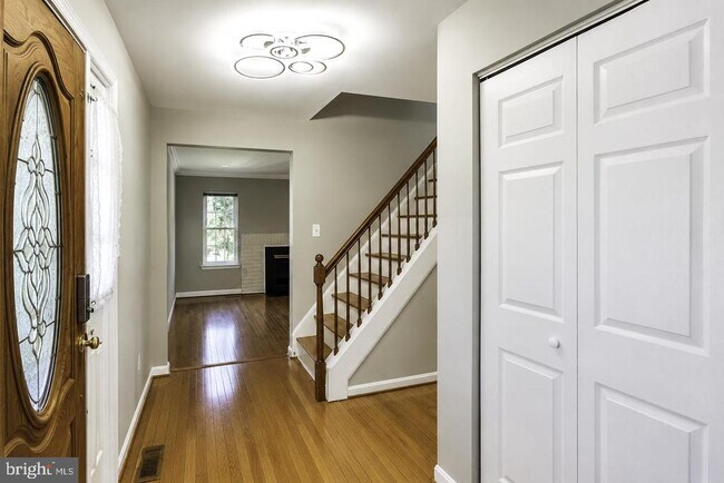 Building Photo - 15025 Timberlake Dr