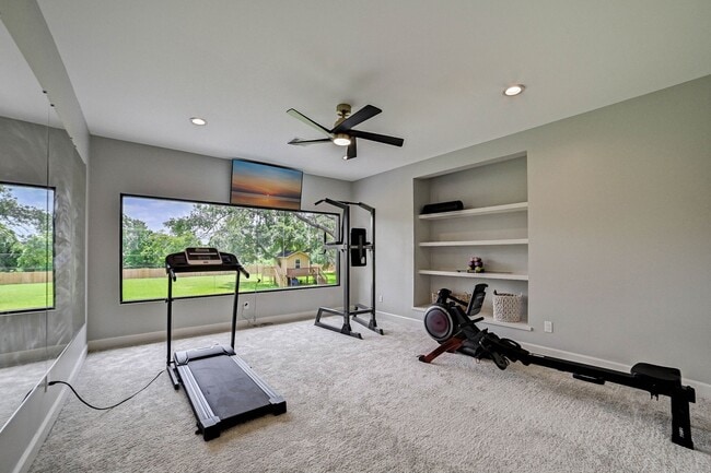 Building Photo - 26511 Meadow Ln